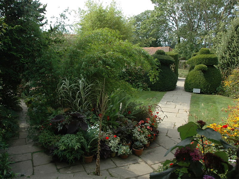 Great Dixter, Photo 16, July 2006
